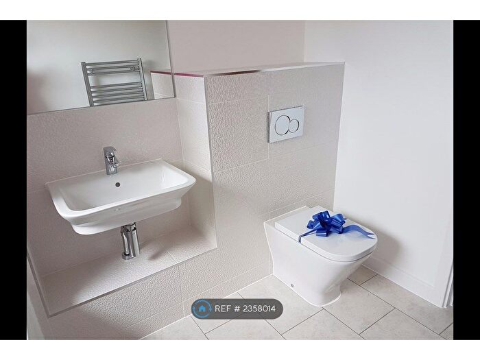 1 Bedroom Flat To Rent In Atlas Way, Milton Keynes, MK10