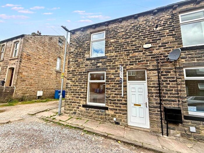 1 Bedroom End Of Terrace House For Sale In Gibb Street, Cowling, BD22