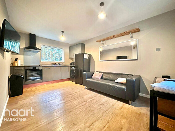 2 Bedroom Flat To Rent In Metchley Drive, Harborne, B17