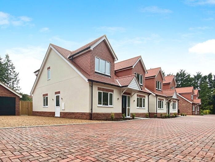 4 Bedroom Detached House For Sale In Nags Mews, Nags Head Lane, Brentwood, CM14