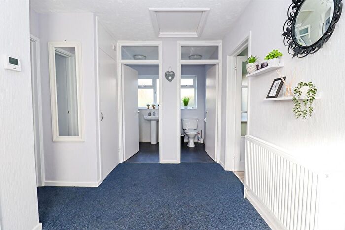 2 Bedroom Detached Bungalow For Sale In Church Vale Road, Bexhill-On-Sea, TN40