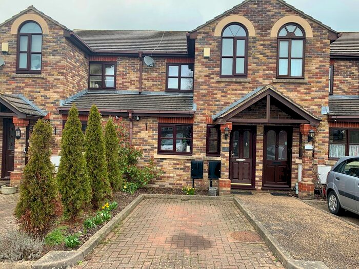 3 Bedroom Terraced House To Rent In Commercial Road, Tonbridge, TN9