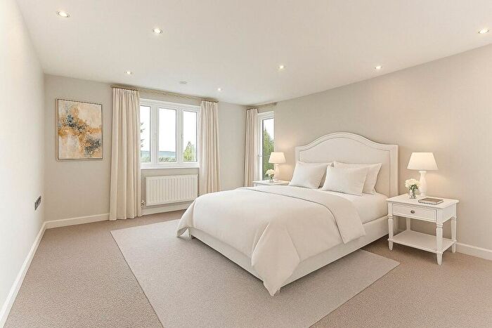 2 Bedroom Apartment For Sale In Delhi Close, Poole, Dorset, BH14