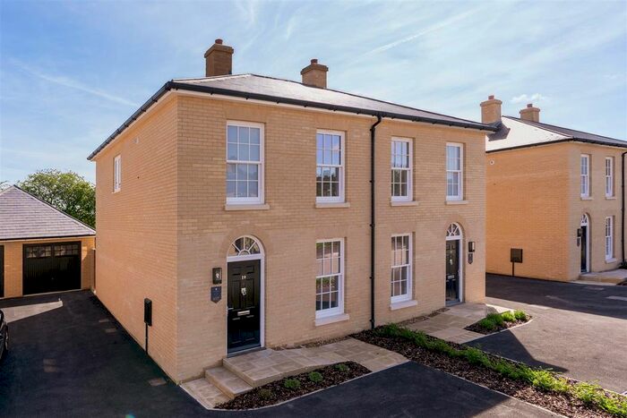 3 Bedroom Semi-Detached House To Rent In Salhouse Road, Rackheath, Norwich, NR13