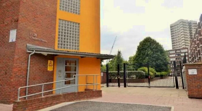 3 Bedroom Maisonette To Rent In Couzens House, Weatherley Close, Mile End, Bow, London, E3