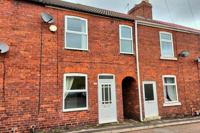 2 Bedroom Property To Rent In Park Street, Chesterfield, S40