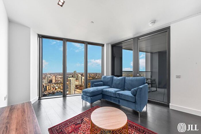 2 Bedroom Flat To Rent In Amory Tower, Marsh Wall, E14