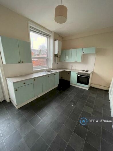 2 Bedroom Terraced House To Rent In Forest Street, Oldham, OL8