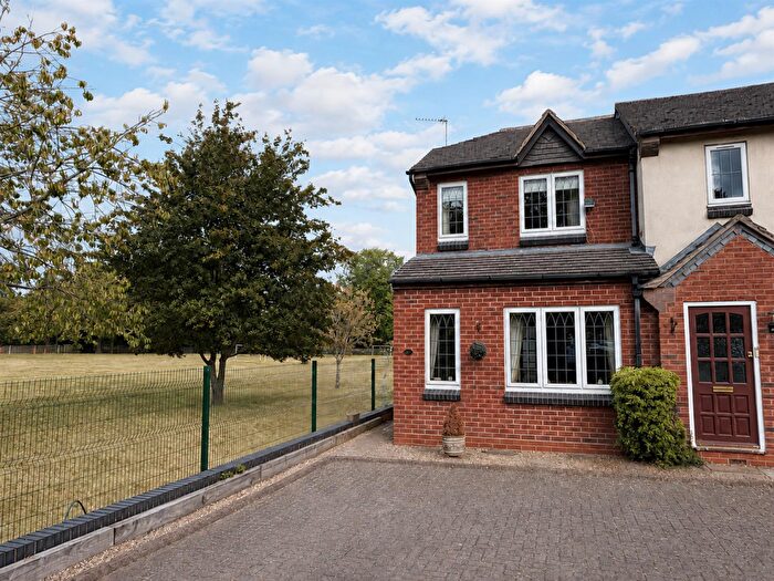 1 Bedroom End Of Terrace House For Sale In Yew Tree Close, Lapworth, Solihull, B94