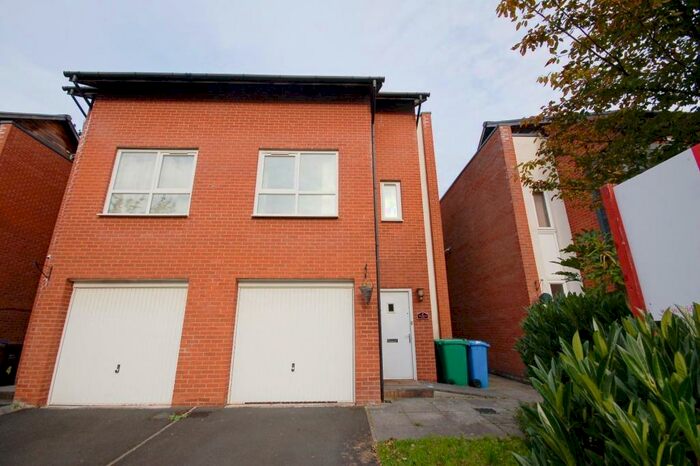 3 Bedroom Town House To Rent In Robert Harrison Avenue, Manchester, M20