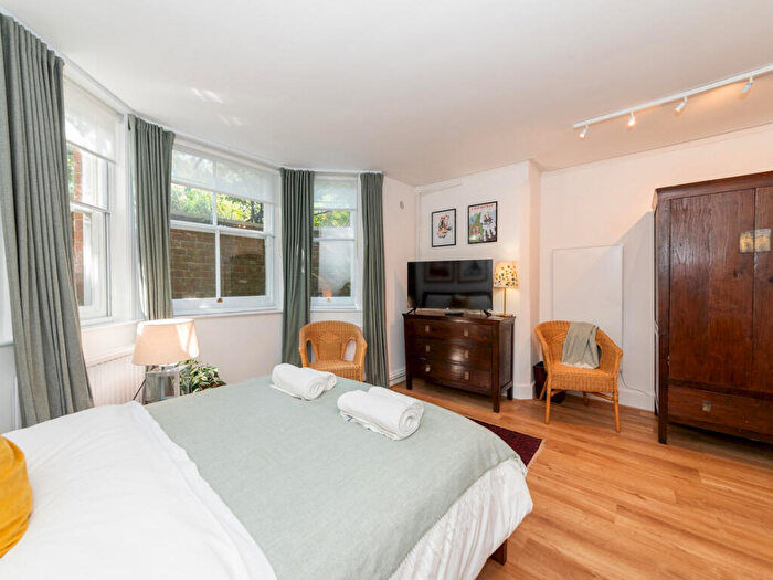 1 Bedroom Flat To Rent In Alexandra Road, Reading, RG1