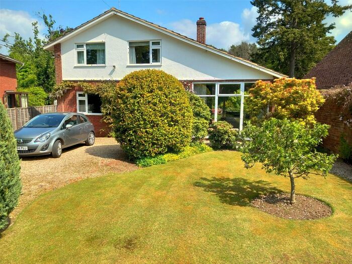 4 Bedroom Detached House For Sale In Deacons Lane, Hermitage, Thatcham, Berkshire, RG18
