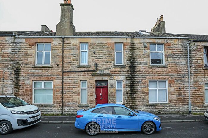 3 Bedroom Flat For Sale In Galloway Place, Saltcoats, KA21