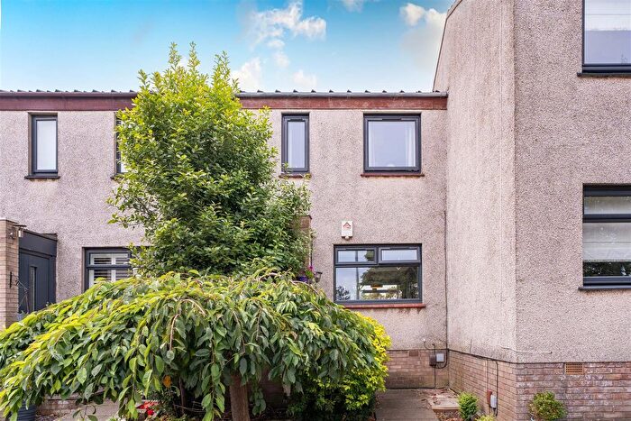 2 Bedroom Terraced House For Sale In Craigleith Hill Park, Edinburgh, EH4
