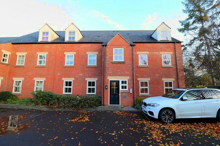 2 Bedroom Apartment To Rent In Farm Street, Gloucester, GL1