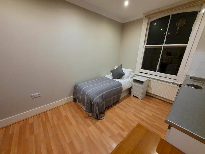 Studio To Rent In Cheniston Gardens, Kensington, London, W8