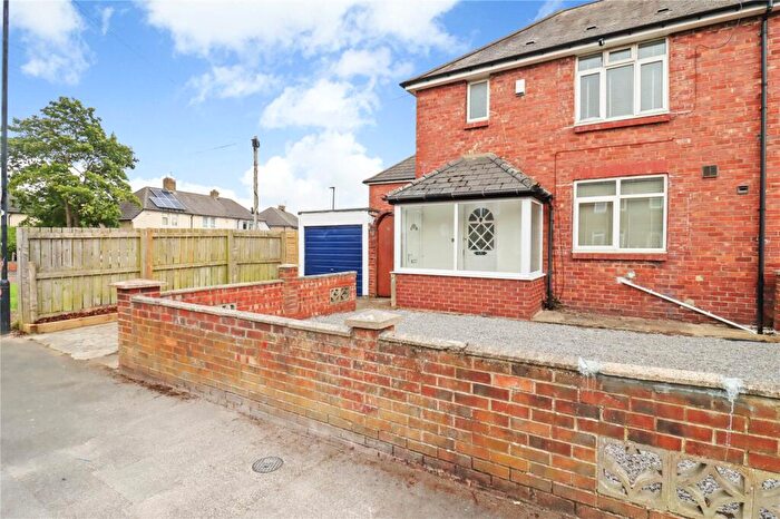 3 Bedroom End Of Terrace House To Rent In Losh Terrace, Newcastle Upon Tyne, Tyne And Wear, NE6