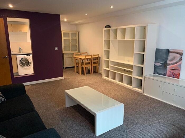 2 Bedroom Apartment For Sale In Bradford Street, Birmingham, B12
