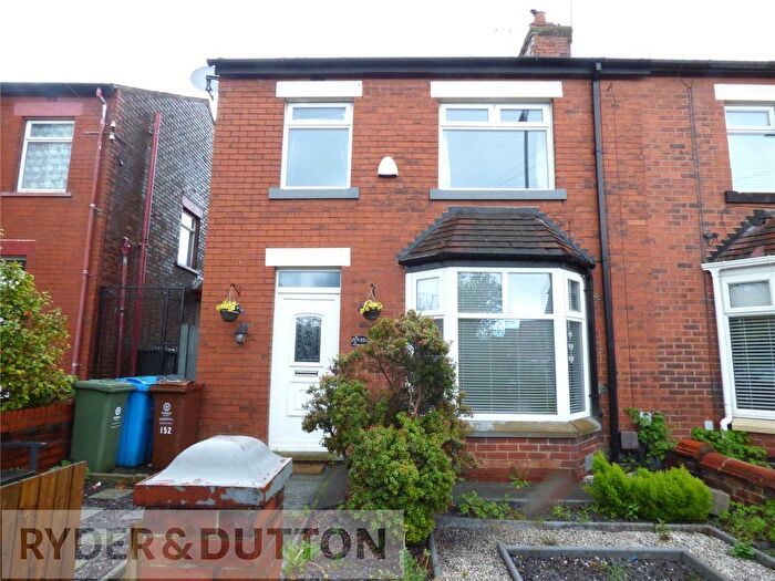 3 Bedroom Semi Detached House To Rent In High Barn Street, Royton, Oldham, Greater Manchester, OL2