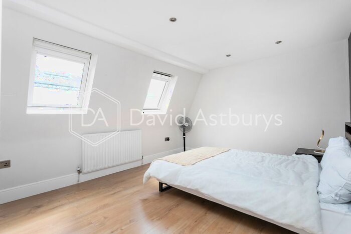 4 Bedroom Terraced House To Rent In Jacksons Lane, Highgate, London, N6