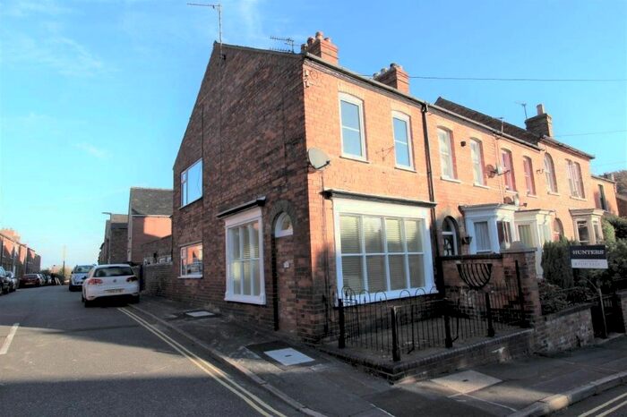 4 Bedroom End Of Terrace House To Rent In St. Michaels Road, Louth, LN11