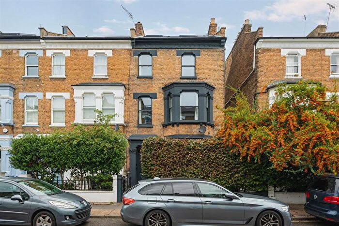 5 Bedroom Property For Sale In Frithville Gardens, London, W12