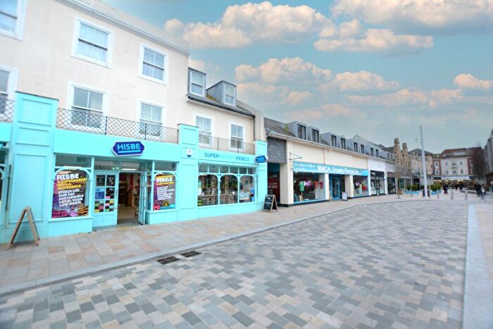 2 Bedroom Apartment To Rent In A Portland Road, Worthing, BN11