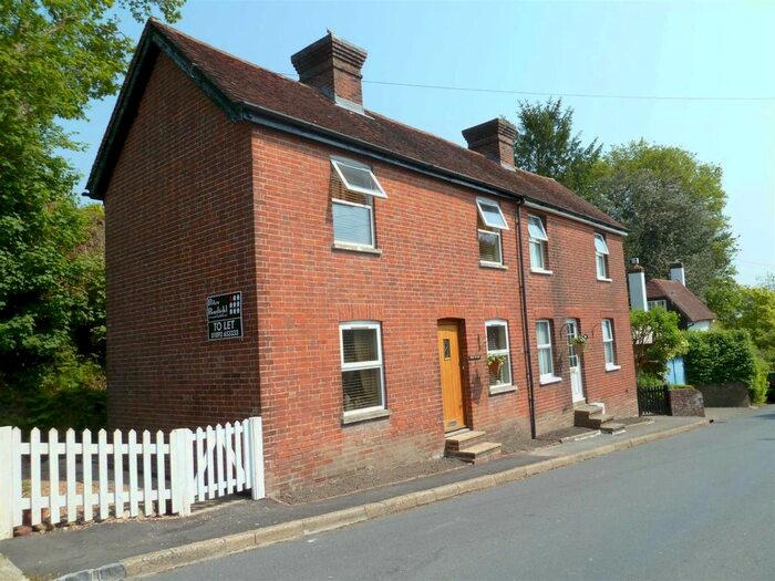 2 Bedroom Semi-Detached House To Rent In Fletching Street, Mayfield, TN20