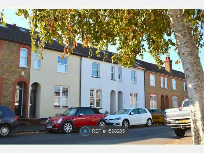 3 Bedroom Terraced House To Rent In Jessamy Road, Weybridge, KT13