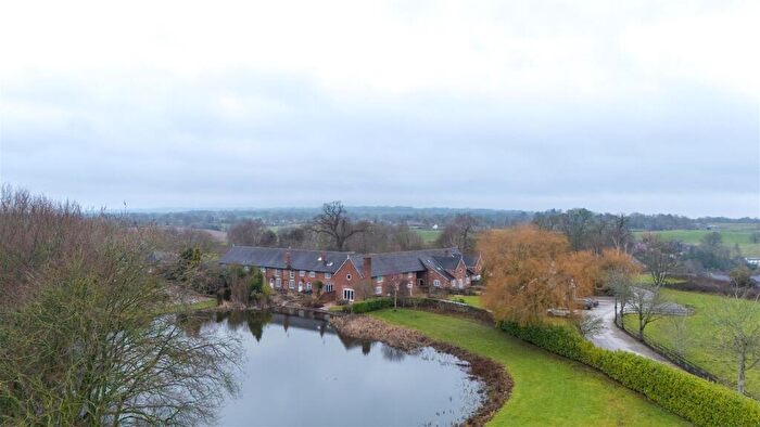 3 Bedroom Barn Conversion For Sale In Beeston Hall Mews, Beeston, CW6