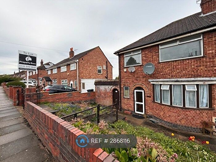 3 Bedroom Semi Detached House To Rent In Heacham Drive, Leicester, LE4