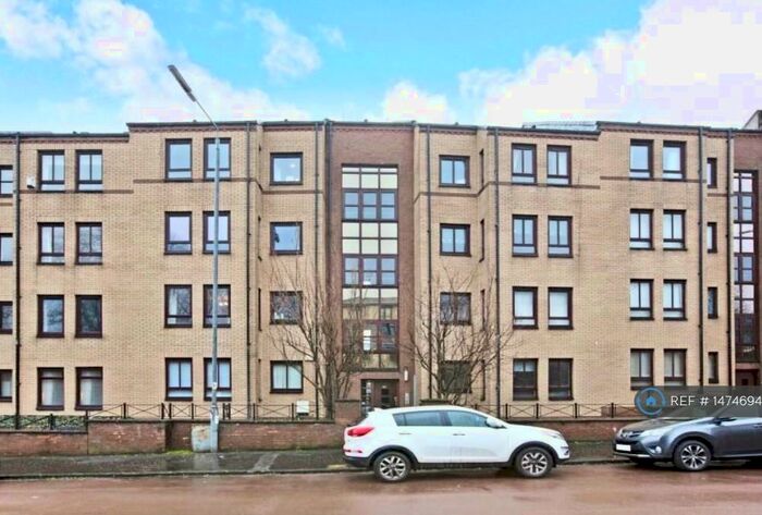 2 Bedroom Flat To Rent In Springburn Road, Glasgow, G21