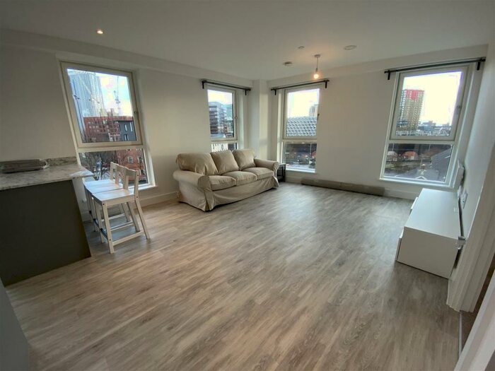 2 Bedroom Apartment To Rent In Carmine, Chapel Street, Salford, Salford, M3
