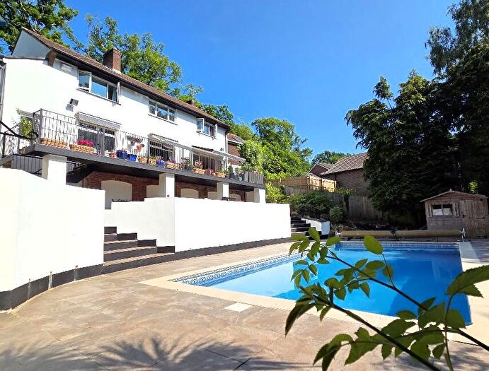 4 Bedroom Detached House For Sale In Chalk Hill, West End, Southampton, SO18