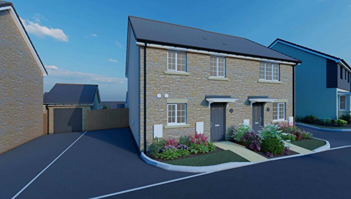 2 Bedroom Semi-detached House For Sale In Launceston, PL15