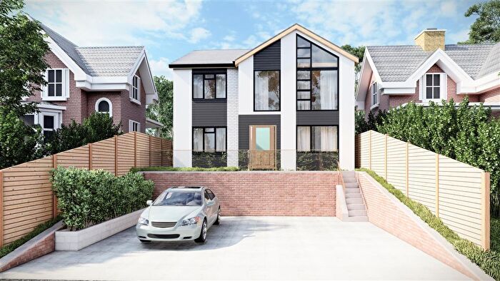 3 Bedroom Detached House For Sale In Ferney Field Road, Chadderton, Oldham, OL9