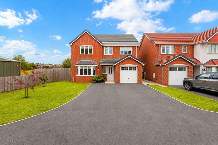 4 Bedroom Detached House For Sale In Maes Glyndwr, Wrexham, LL11