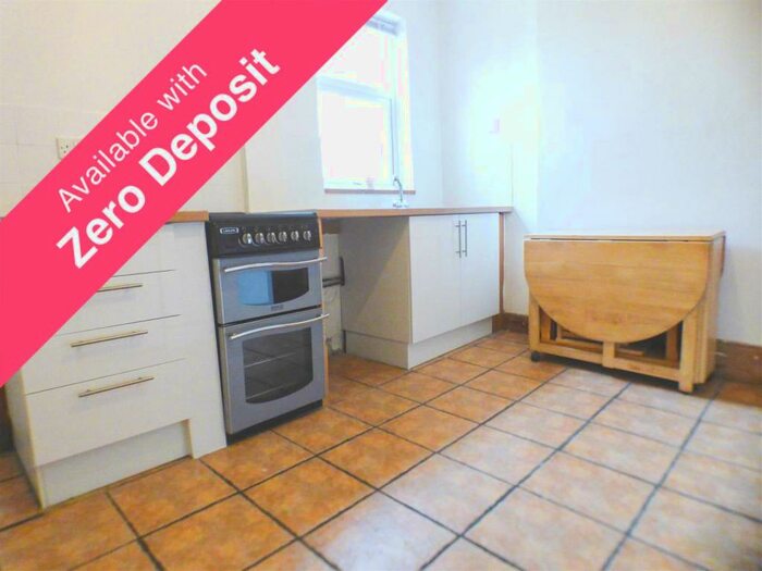 2 Bedroom House To Rent In Sidney Road, Gillingham, ME7