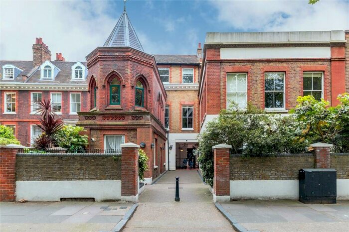 1 Bedroom Apartment To Rent In Victoria Park Square, London, E2