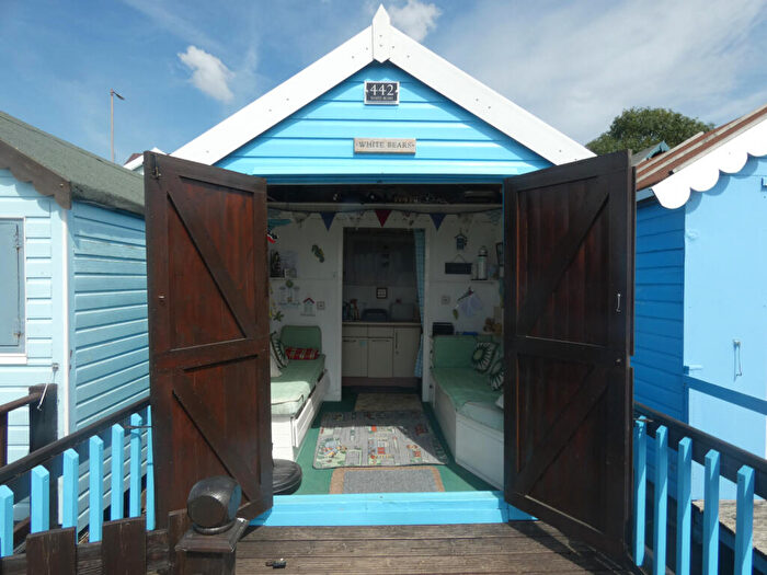 Chalet For Sale In West Mersea, CO5