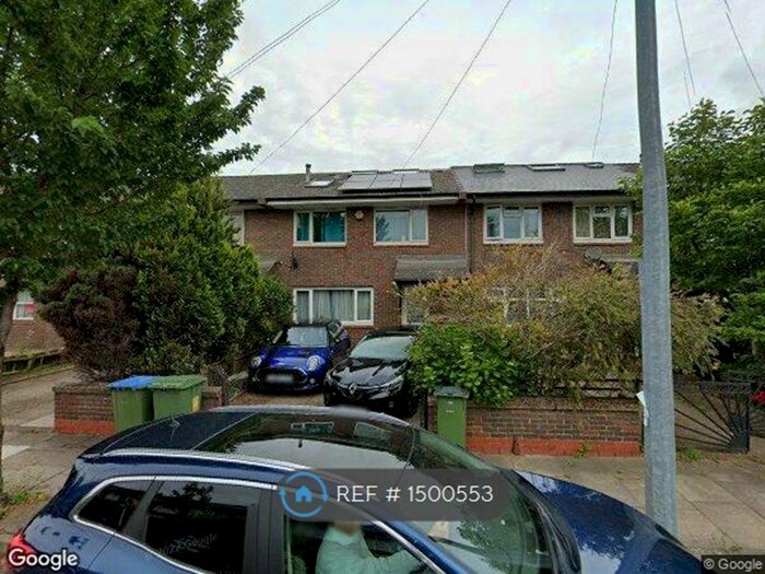 2 Bedroom Terraced House To Rent In Williamson Close, London, SE10