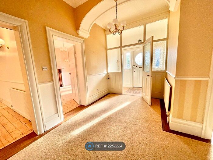 4 Bedroom Semi-Detached House To Rent In Holywell Avenue, Whitley Bay, NE26
