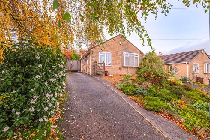 3 Bedroom Detached Bungalow For Sale In Norwood Road, Huddersfield, HD2