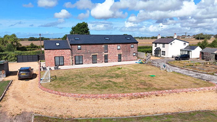 5 Bedroom Barn Conversion For Sale In Barn Conversion And Detached Property Available - . Acres, Stables & Workshop - School Lane, Downholland, L39