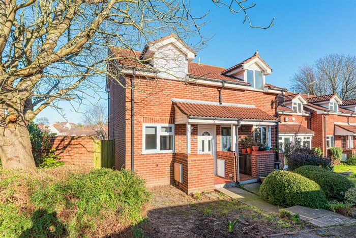 1 Bedroom Semi-Detached House To Rent In Notton Way, Lower Earley, RG6