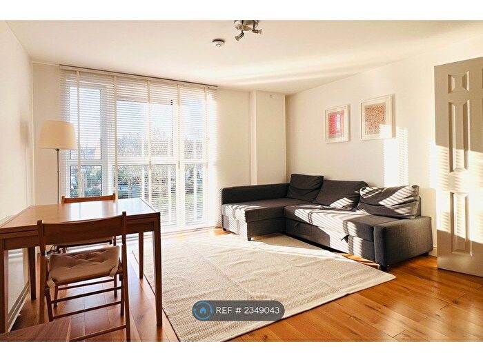 1 Bedroom Flat To Rent In Greenfell Mansions, London, SE8