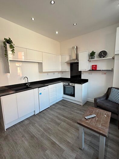3 Bedroom Apartment To Rent In B Charnwood Grove, West Bridgford, Nottingham, NG2