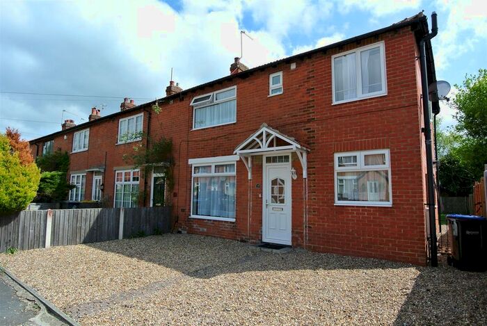4 Bedroom End Of Terrace House To Rent In Vegal Crescent, Englefield Green, Egham, TW20