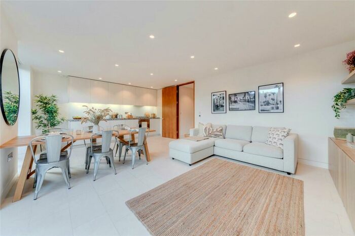 2 Bedroom Apartment To Rent In Oval Road, London, NW1