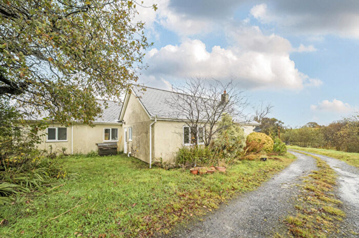 4 Bedroom Detached House For Sale In Meinciau Carmarthenshire, SA17